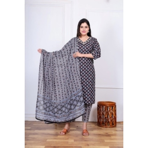 Bisesh Creation Black V-neck Floral Printed Front Pleated Kurta Pant Shawl Set For Women