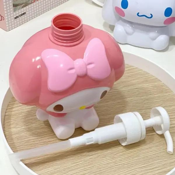 750ML Sanrio Cinnamonroll Kuromi Mymelody Cartoon Shampoo Conditioner Bottle Dispenser Refillable Containers for Liquid Soap - Image 7