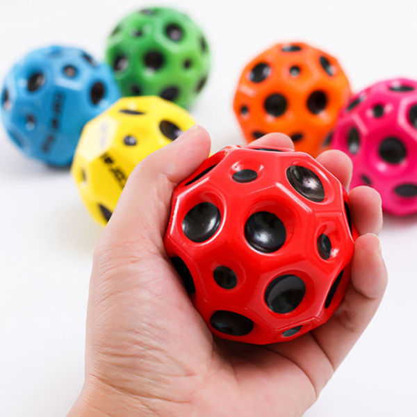 Bouncy Moon ball with lED Light set of 12 - Image 2