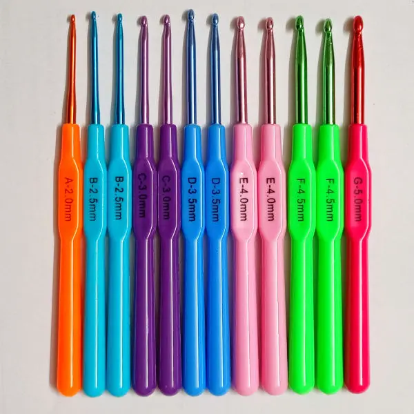 4MM Crochet Hook Aluminium Hook Plastic Handle - Image 2