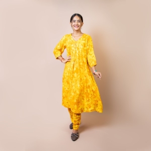 Bisesh Creation Yellow Single Button Umbrella Kurtha Pant Set Printed For Women