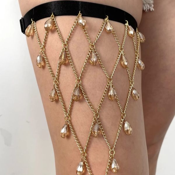 Fancyra Women Gold Plated Elastic Bandage Thigh Chain - Image 3