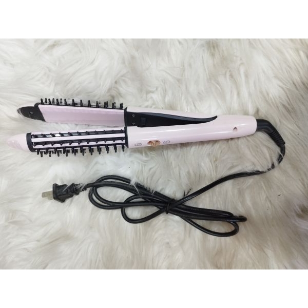Nova Hair Iron - Straight and Curly - Image 2