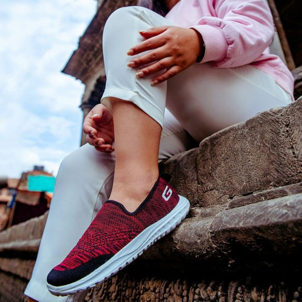 G10 L806 Red Goldstar Shoes For Women