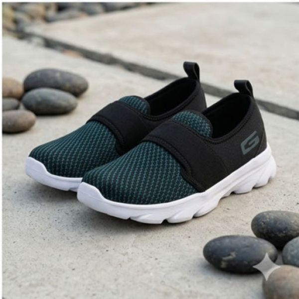 Goldstar G10-L604 Unisex Slip-On Running Shoes – Breathable Sea Green Knitted Mesh Sports Sneakers - Image 2
