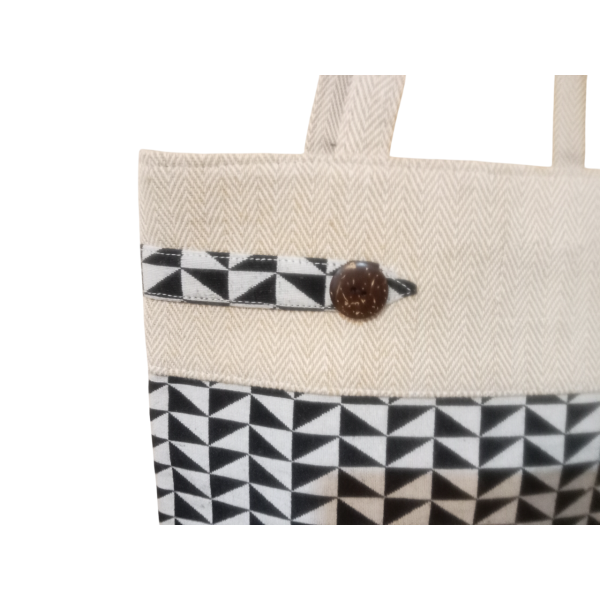 Handcrafted Cotton Shoulder Bag for Women – Elegant Zipper Closure, 3 Compartments, Beige Straps – Made in Nepal - Image 3