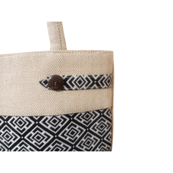 Handcrafted Cotton Shoulder Bag for Women – Elegant Zipper Closure, 3 Compartments, Beige Straps – Made in Nepal - Image 3