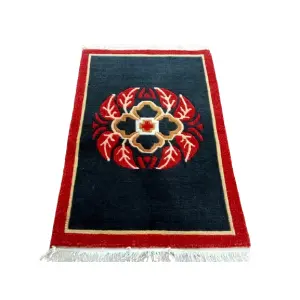 Handknotted Nepali Carpet – Black, 46x65 cm, 60 Knots