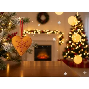 Handmade Heart Ornament/Christmas Tree Hanging/Home Decoration/Wool Heart Hanging