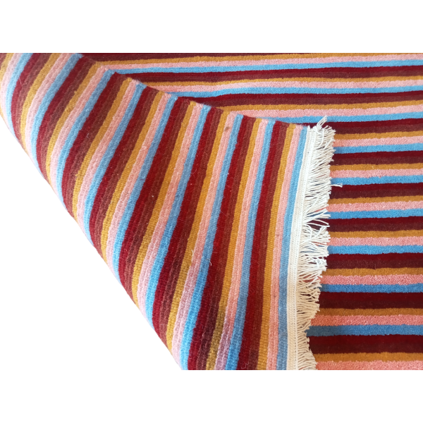 Handmade Multicolor Carpet – Modern Pattern, 80% Wool & 20% Cotton, Crafted in Nepal - Image 4