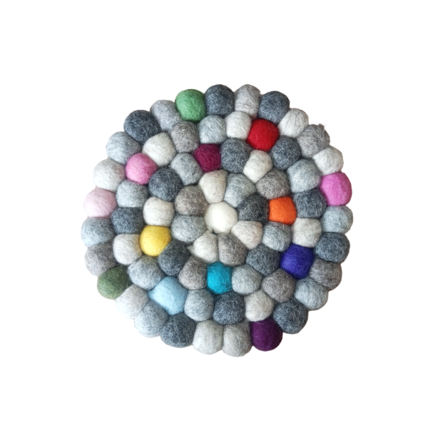 Handmade Nepali Felt Ball Trivet – 20cm Round Wool Hot Pad & Kitchen Décor - Image 5