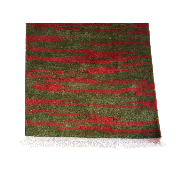 Handmade Nepali Woolen Carpet – 60 Knots, Modern Green Design, 2.33 Ft x 4.66 Ft - Image 2