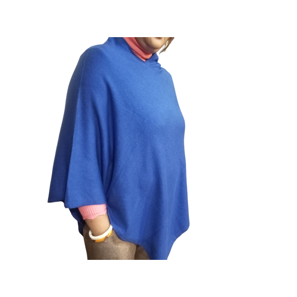 Handwoven Pashmina Poncho For Women - Image 4
