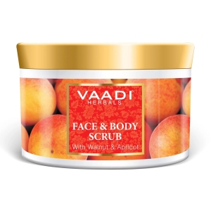 Face And Body Scrub With Walnut And Apricot (500 gm)