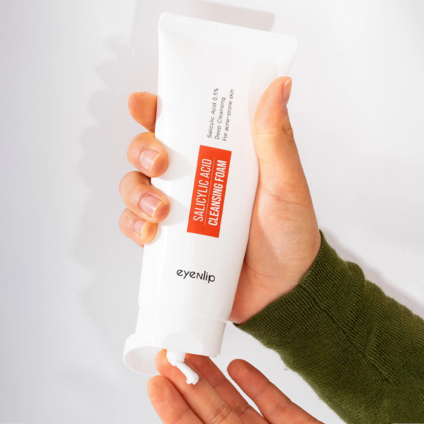KOJA EYENLIP Salicylic Acid Cleansing Foam 150ml - Image 2