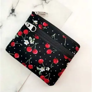 KOJA Floral Coin Purse ,Coin Pouch ,Flowers ,Leaves ,Bag,Business Card Holder ,Purse ,Coin Purse For Women , Girls