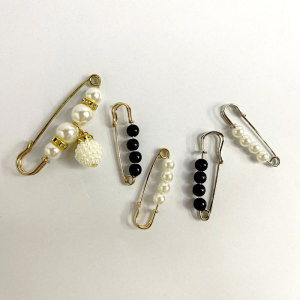 KOJA Korean Style 4 Piece Set Simple Yet Elegant Pearl Broach