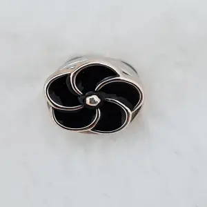 KOJA New Design Magnetic Brooch For Women