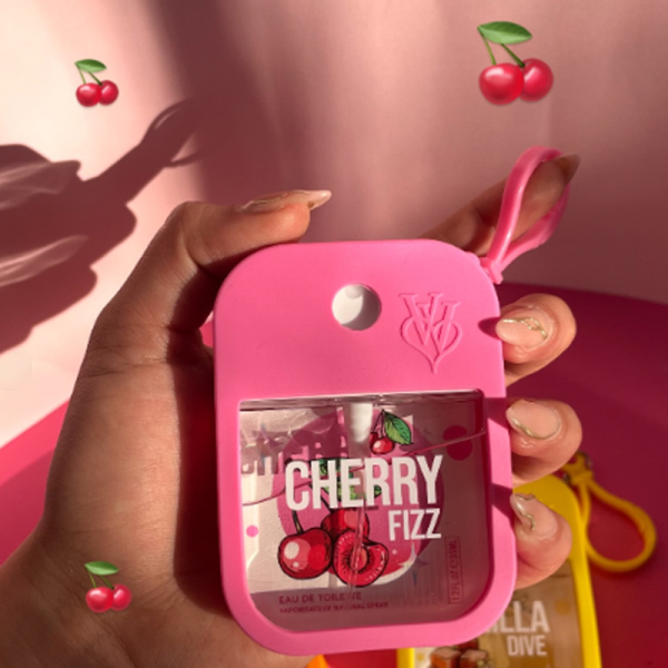 KOJA V.V Love Perfume in the shape of a card + keychain case 35ml - Image 5