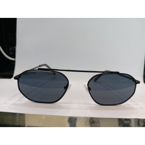 Black Square Unisex Sunglasses M263BK1