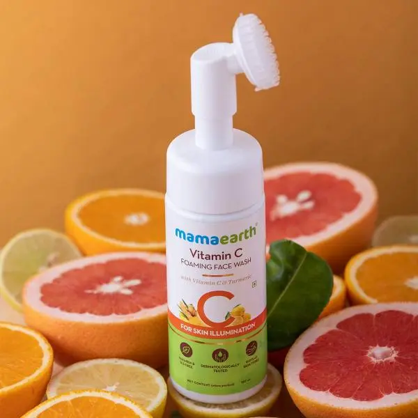 mamaearth Vitamin C Foaming Face Wash - 150ml - Image 2