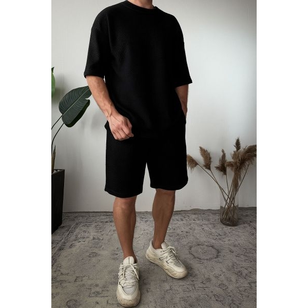 Men's Summer Stylish Popcorn Fabric Round Neck T-shirt and Shorts Set. - Image 4