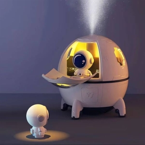 Mini Space Capsule Humidifier - 220ml USB, Night Lights, Astronaut Design. Ideal for Bedroom, Office, Car. Perfect Gift for Kids and Friends