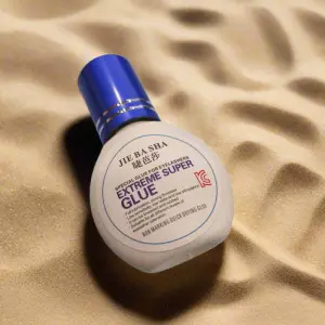 MQ Professional Golden Soft Eyelash Glue Eyelash Extension Glue Advanced Tech Glue 15ml 6-8 Weeks Lasting Time