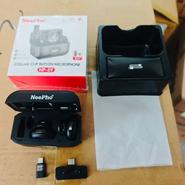 NEEPHO NP-59 Wireless Microphone With Magnetic Clip For Iphn And Type C Port - Image 3