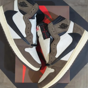 Nike Air Jordan 1 Travis Scoot High OG