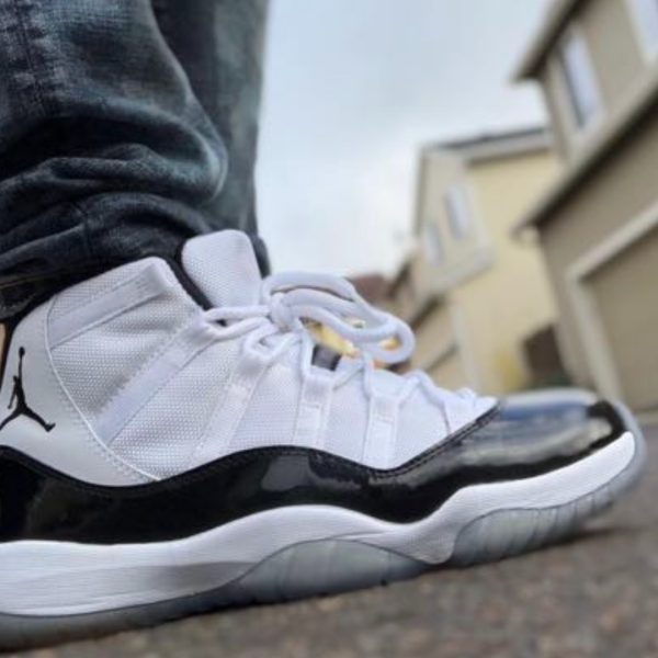 Nike Air Jordan 11 Concord - Image 3