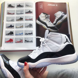 Nike Air Jordan 11 Concord