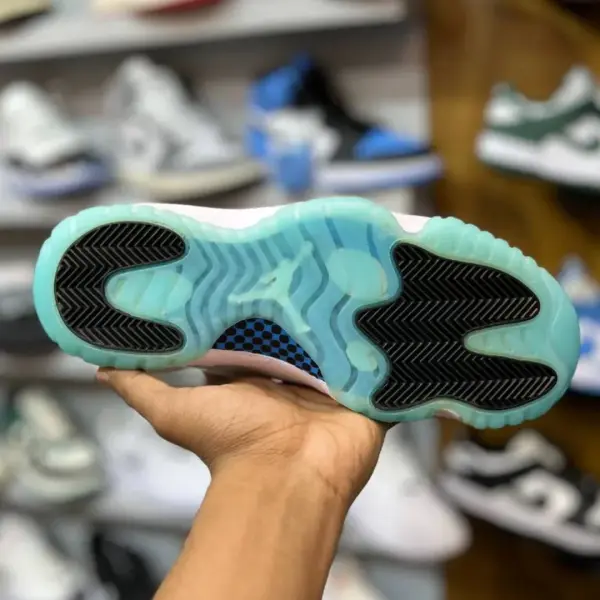 Nike Air Jordan 11 JADE ICE - Image 4