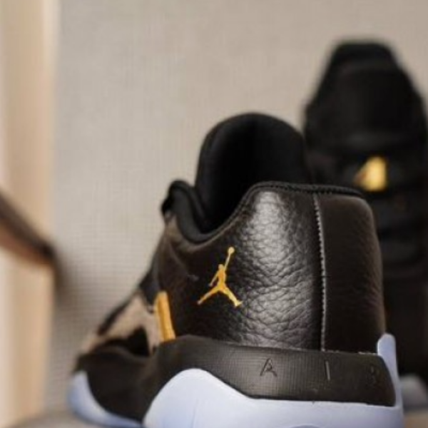 Nike Air Jordan 11 Low CMFT Black - Image 4