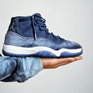 Nike Air Jordan 11 Midnight Navy