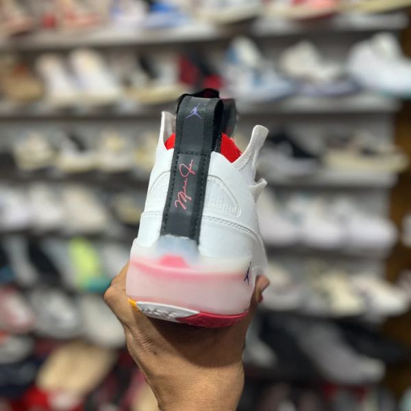 Nike Jordan 37 HARE - Image 3