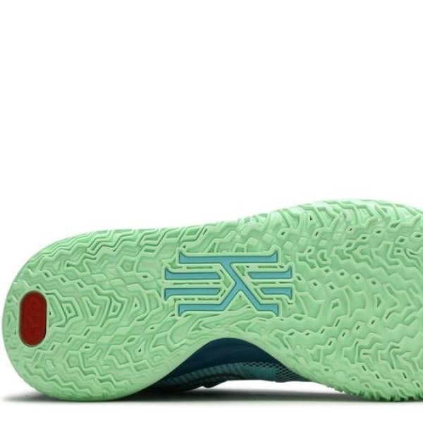 Nike KYRIE 7 Special FX Shoes for Men - Image 3