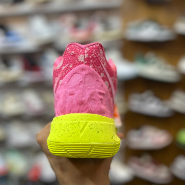 Nike KYRIE (Spongebob Patrick Star) - Image 3