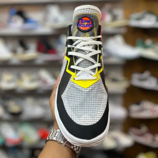 Nike LeBron Low SPACE JAM - Image 2