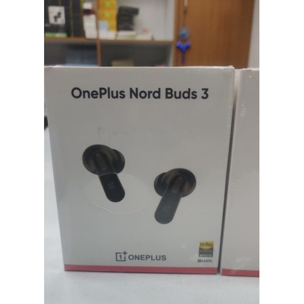 One+ Nord Buds 3 & Pro 3 | Dual Connection | Up to 32dB Active Noise Cancellation - Image 4