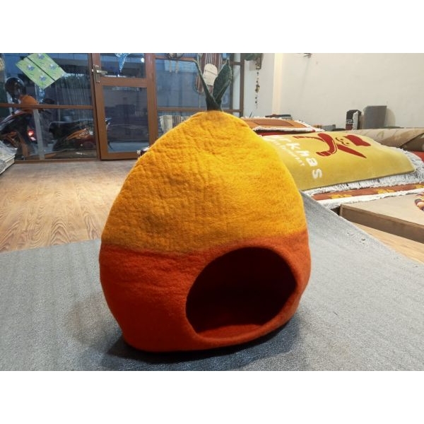 Orange Color Hand Felted Eco-Friendly Felt Cat House - Image 2