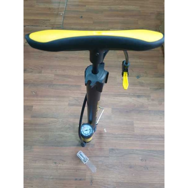 Pump/ Inflater with guage/ Portable Heavy Duty Air Pump For Car, Motor Bike, Bicycle, Football Etc - Image 5