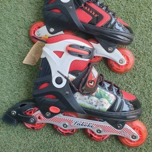 Roller Skets Shoes Adjustable 38-41 Europian Size in Red and Black Colour By Mitrata