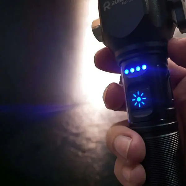 Ruilang RL-233 Multifunctional High Power Telescopic Rechargeable Torch With RGB LED Flashlight - Image 2