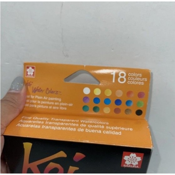 Sakura Koi 18 Colors Pocket Watercolor Set with Long Water Brush | Travel Friendly Artist Water Colours - Image 3