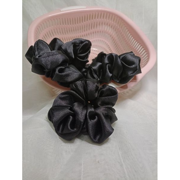 Set Of 4 Black Silk Scrunchies - Image 2