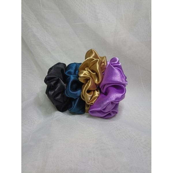 Set Of 5 Different Shades Of Silk Scrunchies - Image 2