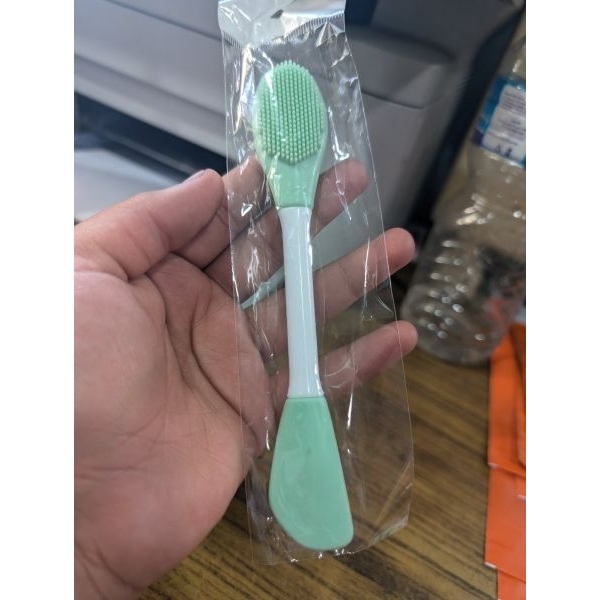Silicone Facial Mask Brush Modeling Mask Brush Exfoliating Face Mask Brush Green Silica Gel Silicone Brush Miss Dual Use - Image 3