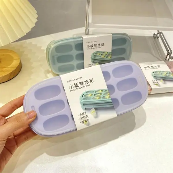 Small Bench Ice Cube Tray with Cover Removable Lids - Image 3