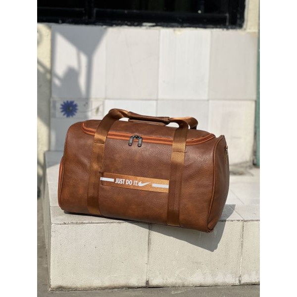Stylish PU Leather Travel Duffle Bag | Multi-Purpose Gym & Weekend Bag - Image 4